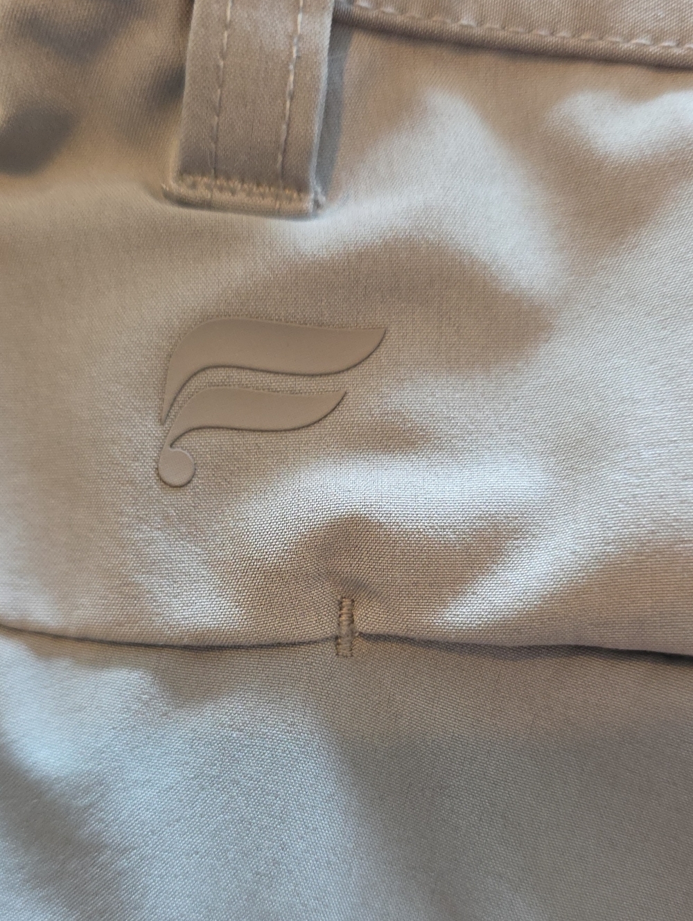 Fabletics Men's Grey Athletic Golf Shorts - Picture 3 of 5